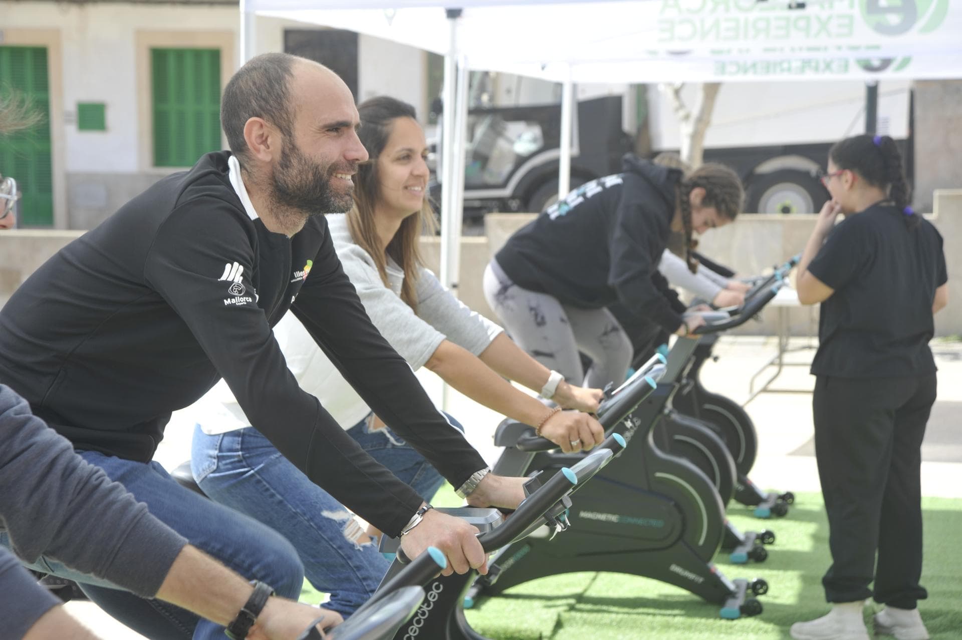 SES SALINES. ECOLOGIA. MALLORCA EXPERIENCE. La PlaÃ§a Major de ses Salines fue, coincidiendo con el dÃ­a de mercado, escenario d